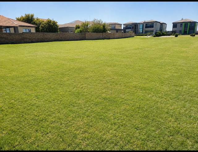 1,074M² VACANT LAND FOR SALE IN THREE RIVERS EAST